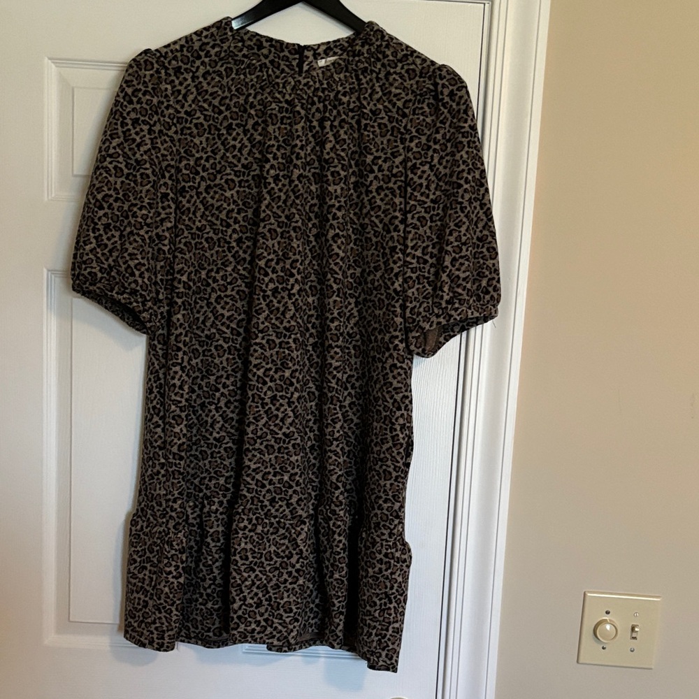 Like new leopard print Tyler boe dress